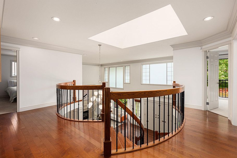 3520 W 30th Avenue Vancouver, BC - 23