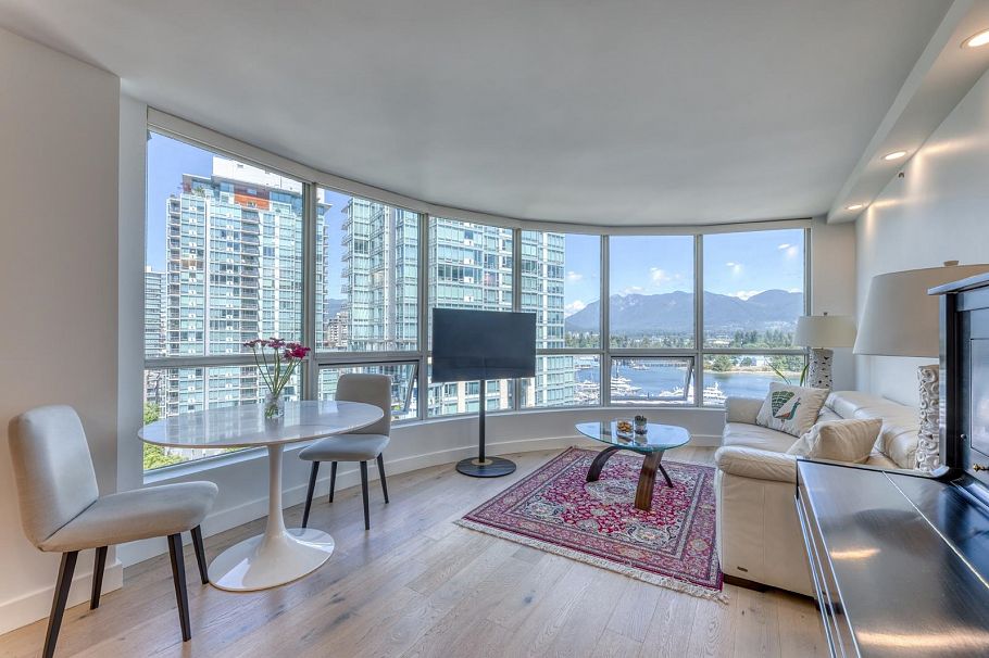 1001 588 Broughton Street Vancouver, BC - 1