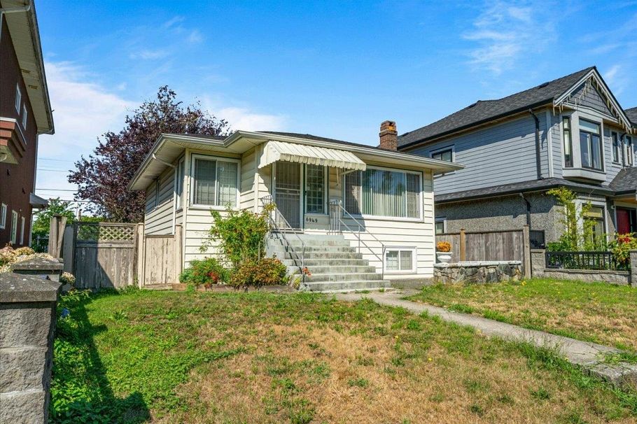 6949 Mckinnon Street Vancouver, BC - 3