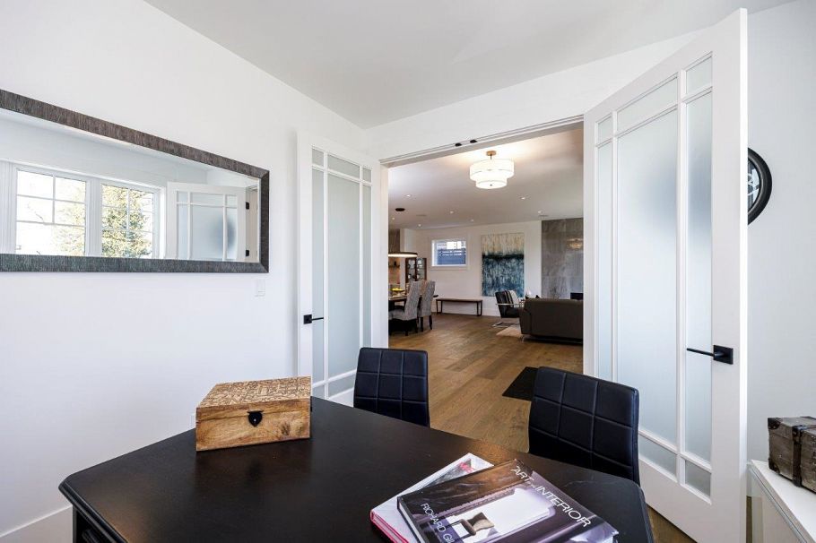 1028 Calverhall Street North Vancouver, BC - 12