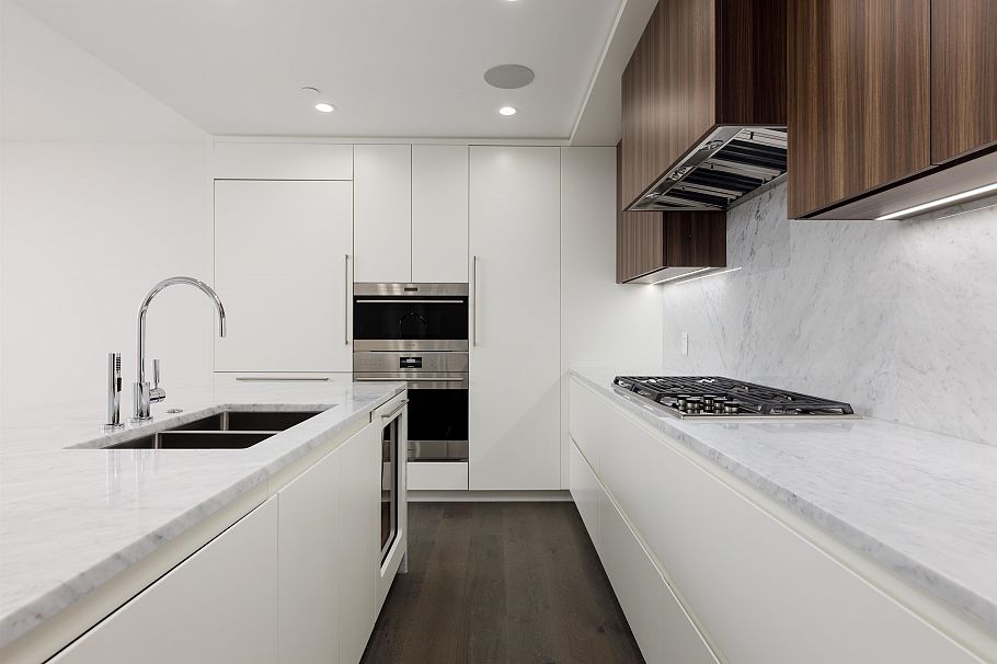 TH 1 7418 Paulson Street Vancouver, BC - 9