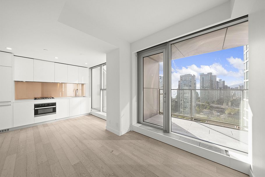 1907 1480 Howe Street Vancouver, BC - 7