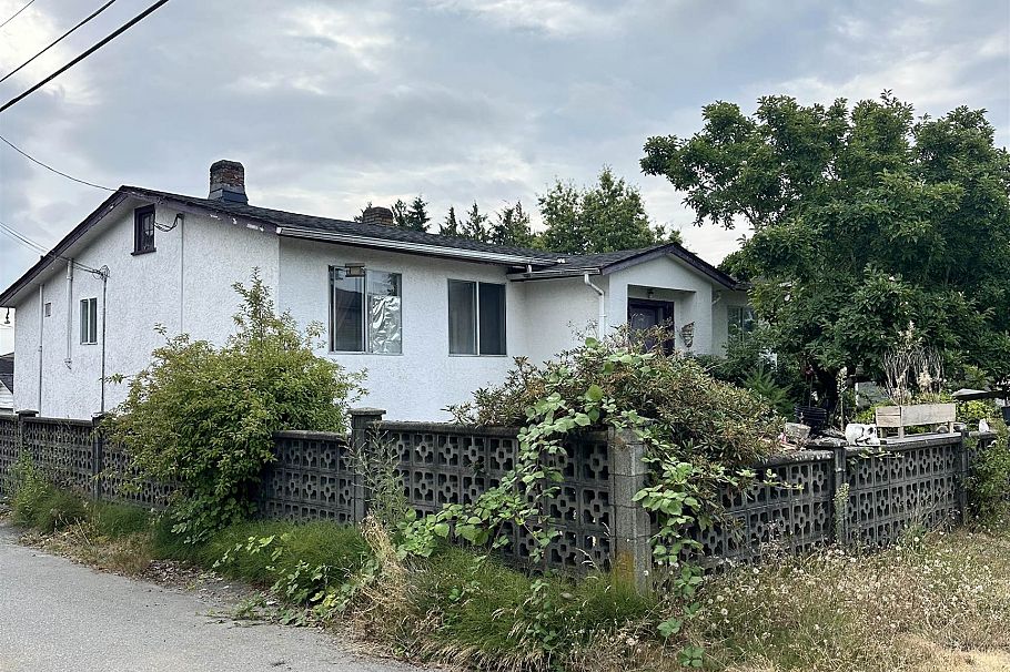 7830 Yukon Street Vancouver, BC - 3