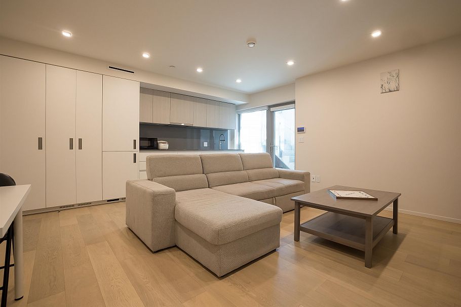 1076 Park Drive Vancouver, BC - 17