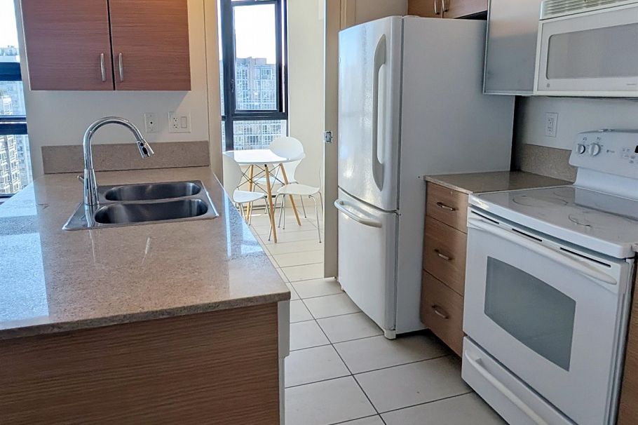 2705 977 Mainland Street Vancouver, BC - 6