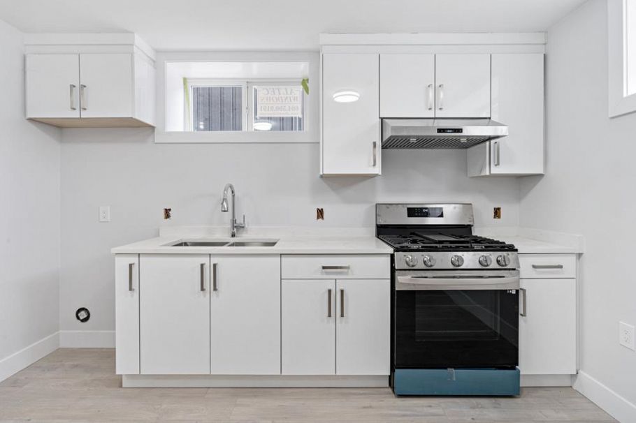 6751 Knight Street Vancouver, BC - 30