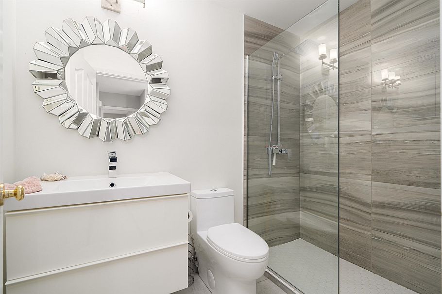 D 136 W 4th Street North Vancouver, BC - 20