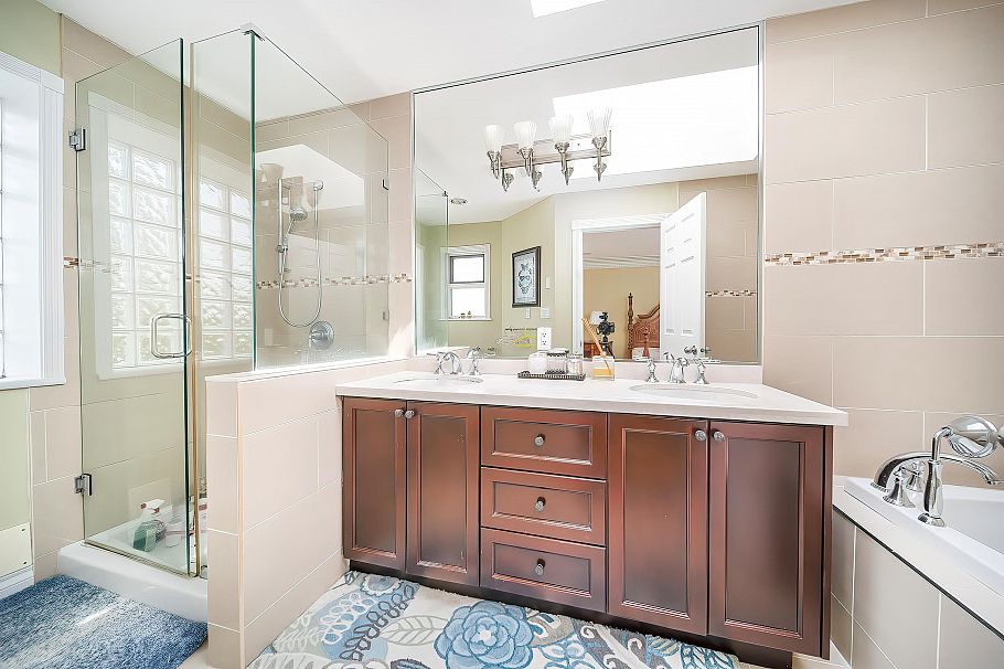 2407 W 18th Avenue Vancouver, BC - 23