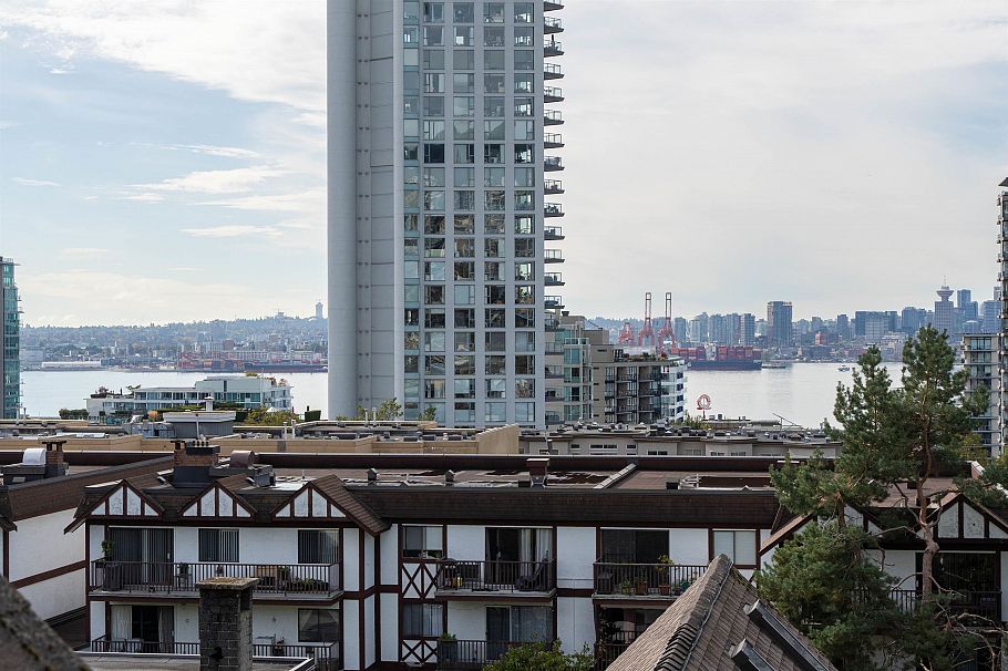 D 136 W 4th Street North Vancouver, BC - 25