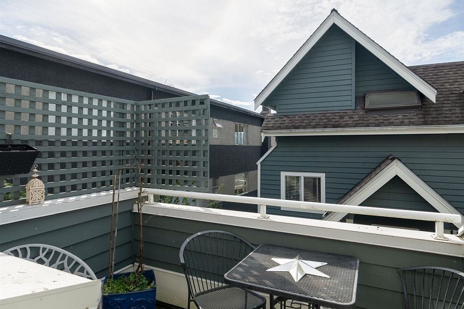 D 136 W 4th Street North Vancouver, BC - 22