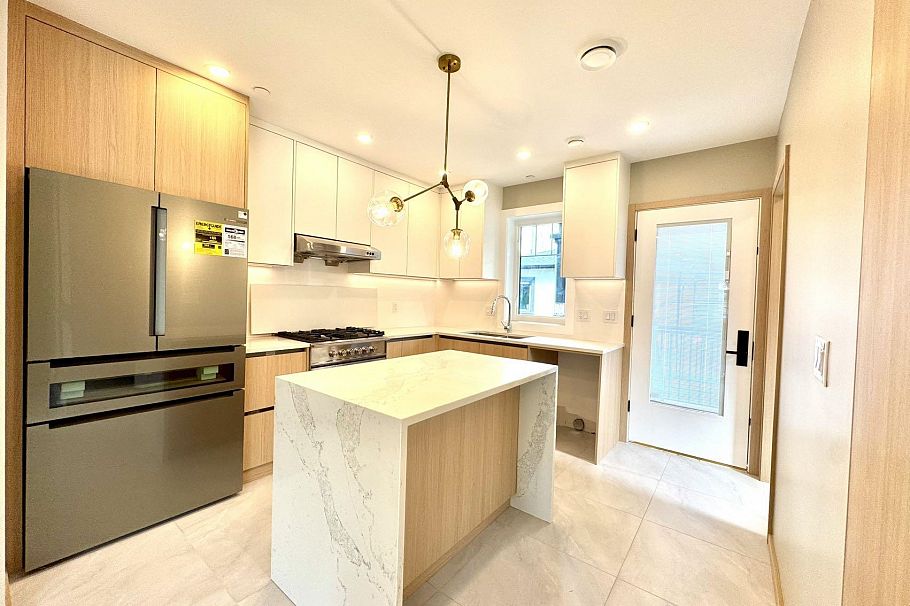 5226 Rupert Street Vancouver, BC - 4