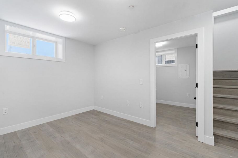 6751 Knight Street Vancouver, BC - 32