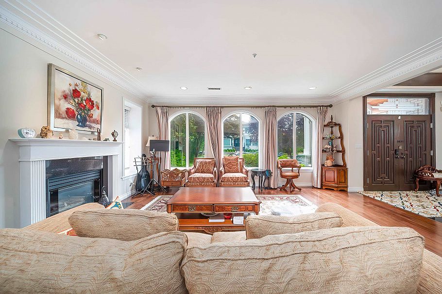 2407 W 18th Avenue Vancouver, BC - 4