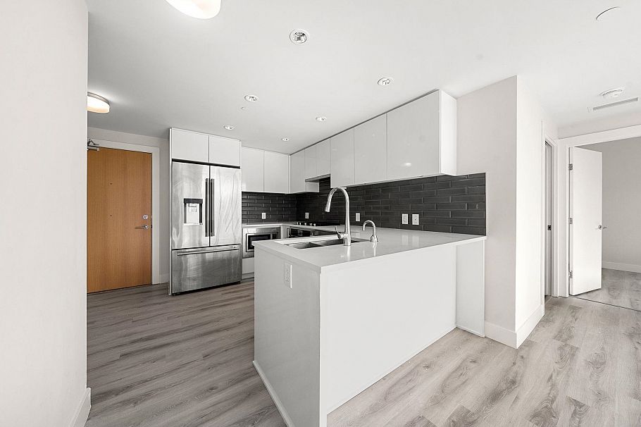 609 3451 Sawmill Crescent Vancouver, BC - 13