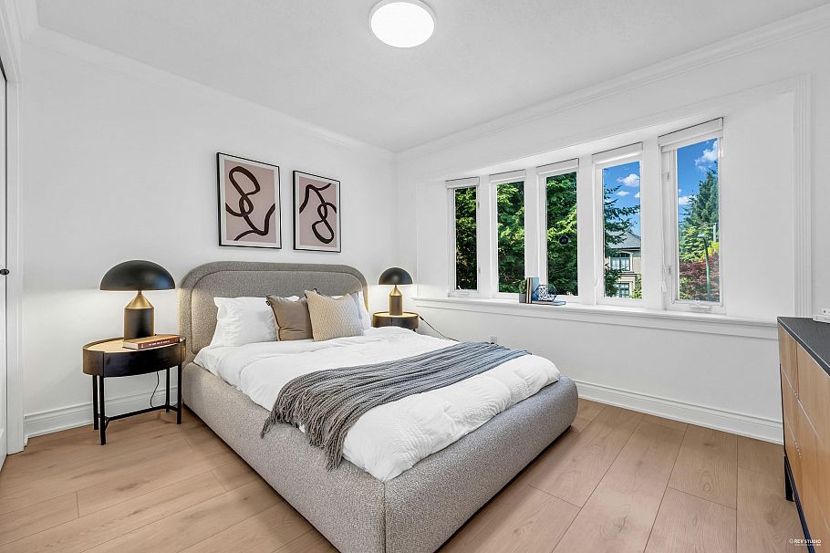 1748 W 68th Avenue Vancouver, BC - 29