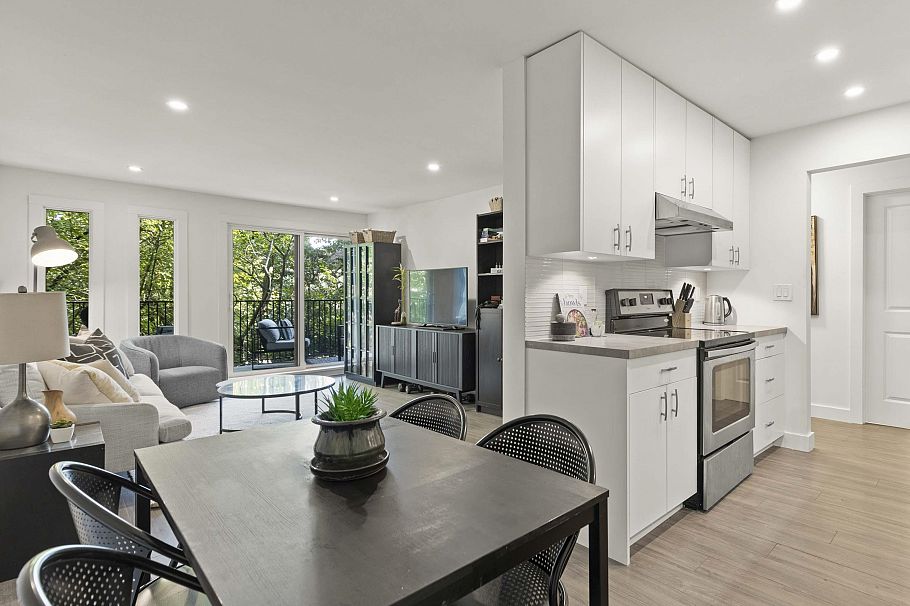 206 1365 E 7th Avenue Vancouver, BC - 9