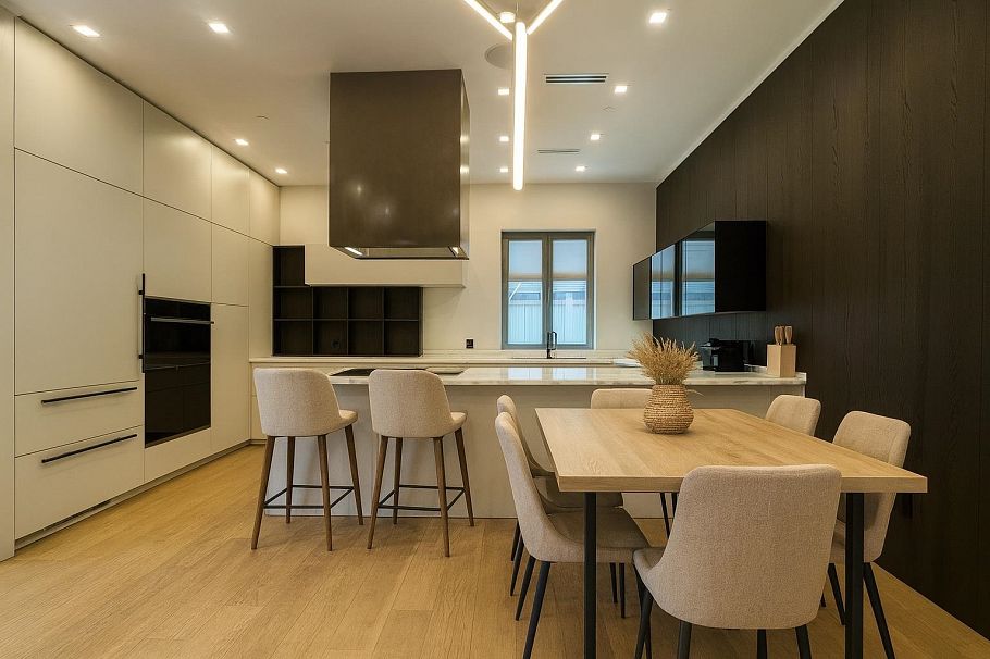 1076 Park Drive Vancouver, BC - 6