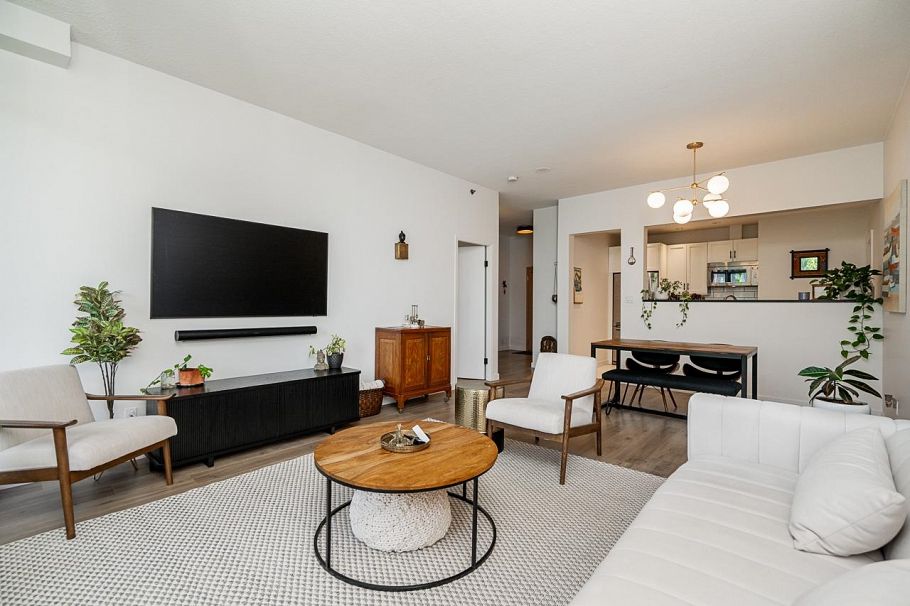 408 503 W 16th Avenue Vancouver, BC - 1