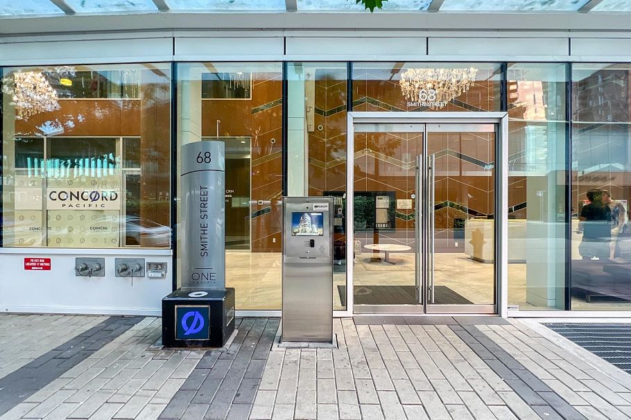 1205 68 Smithe Street Vancouver, BC - 3