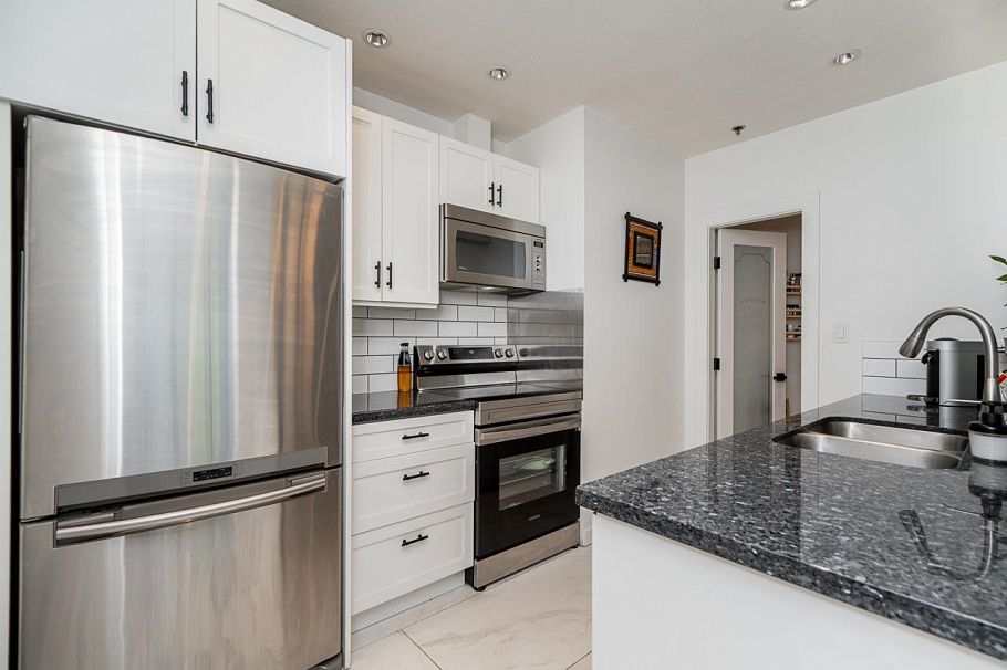 408 503 W 16th Avenue Vancouver, BC - 9