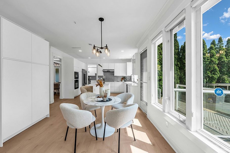 1748 W 68th Avenue Vancouver, BC - 14