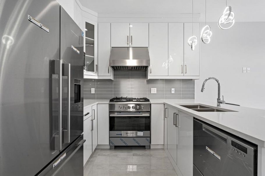 6751 Knight Street Vancouver, BC - 11