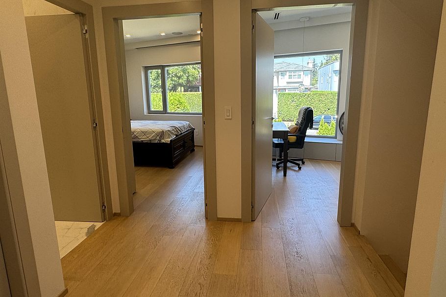 1076 Park Drive Vancouver, BC - 14