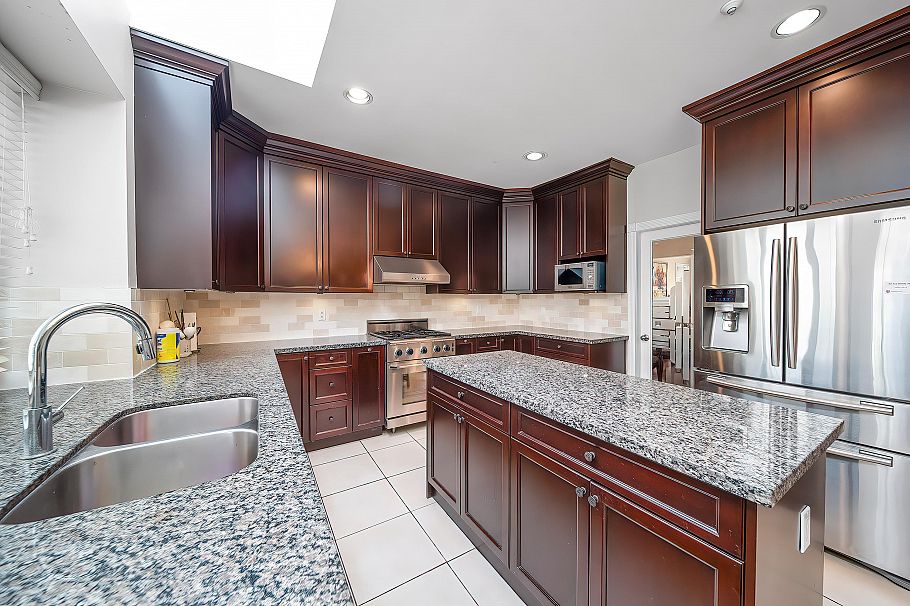 2407 W 18th Avenue Vancouver, BC - 6