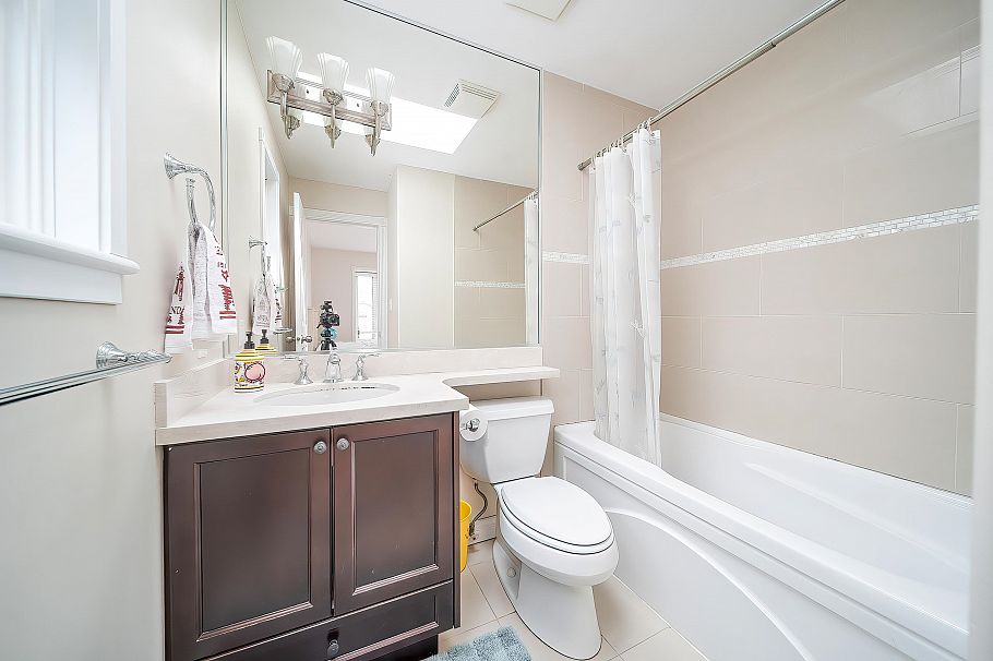 2407 W 18th Avenue Vancouver, BC - 29