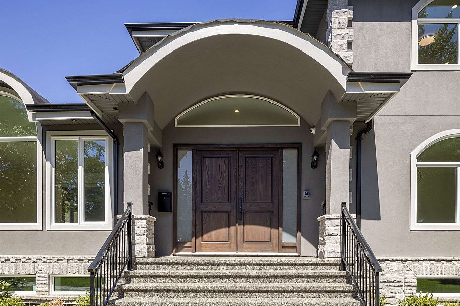 4085 SW Marine Drive Vancouver, BC - 4