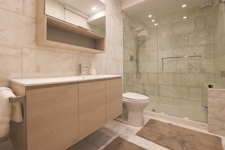 1076 Park Drive Vancouver, BC - 19