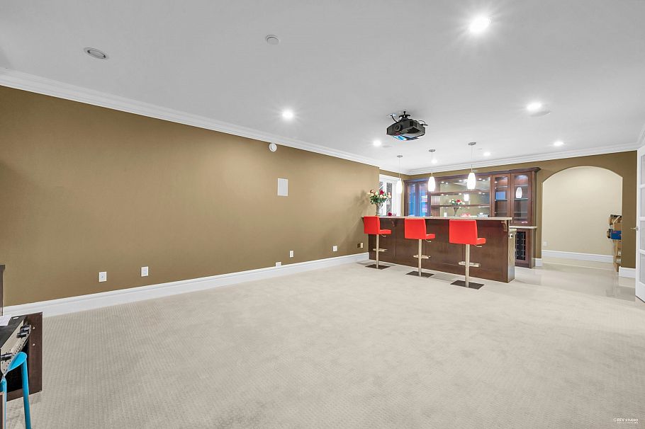 1737 W 63rd Avenue Vancouver, BC - 34