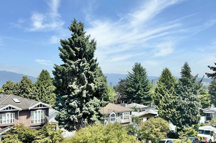 3632 E 28th Avenue Vancouver, BC - 32