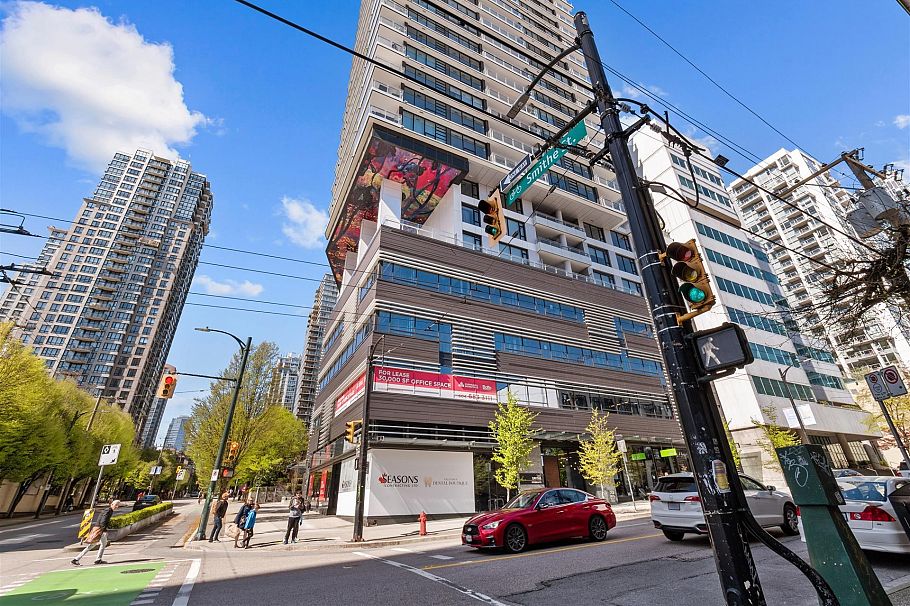 1502 885 Cambie Street Vancouver, BC - 1