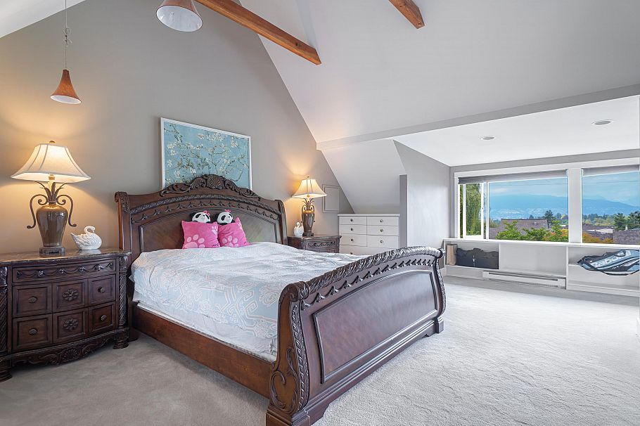 1897 W 37th Avenue Vancouver, BC - 17