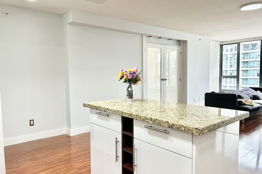 2103 950 Cambie Street Vancouver, BC - 13