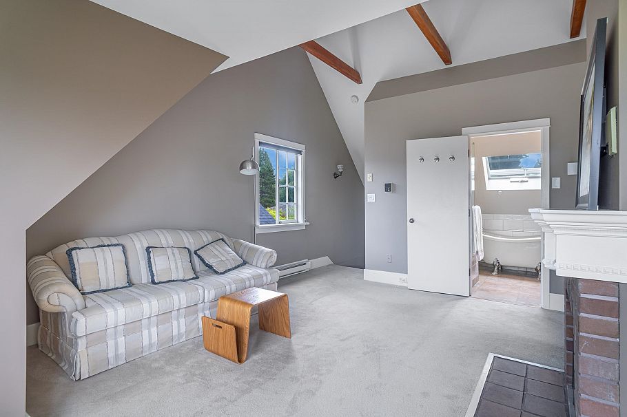 1897 W 37th Avenue Vancouver, BC - 21