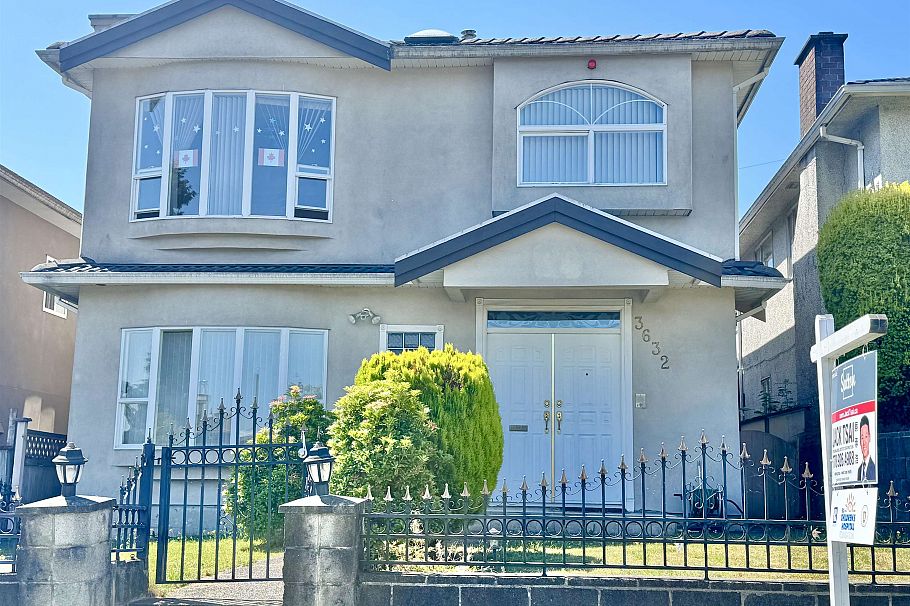 3632 E 28th Avenue Vancouver, BC - 3