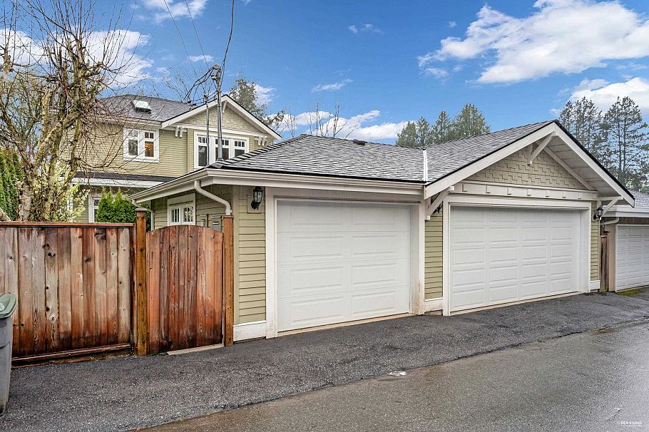 1737 W 63rd Avenue Vancouver, BC - 40