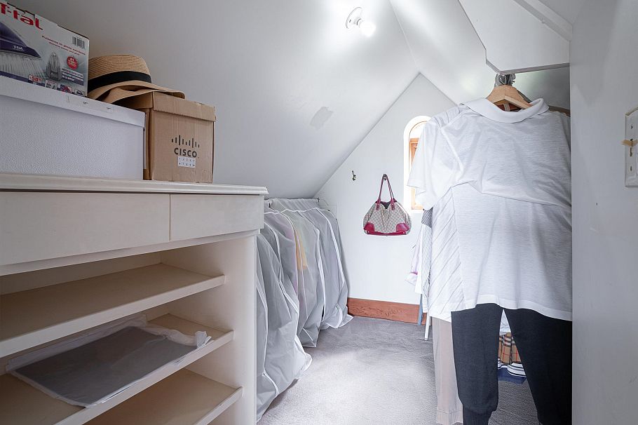 1897 W 37th Avenue Vancouver, BC - 24