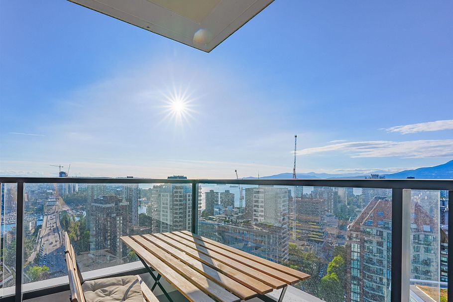 2701 1289 Hornby Street Vancouver, BC - 14