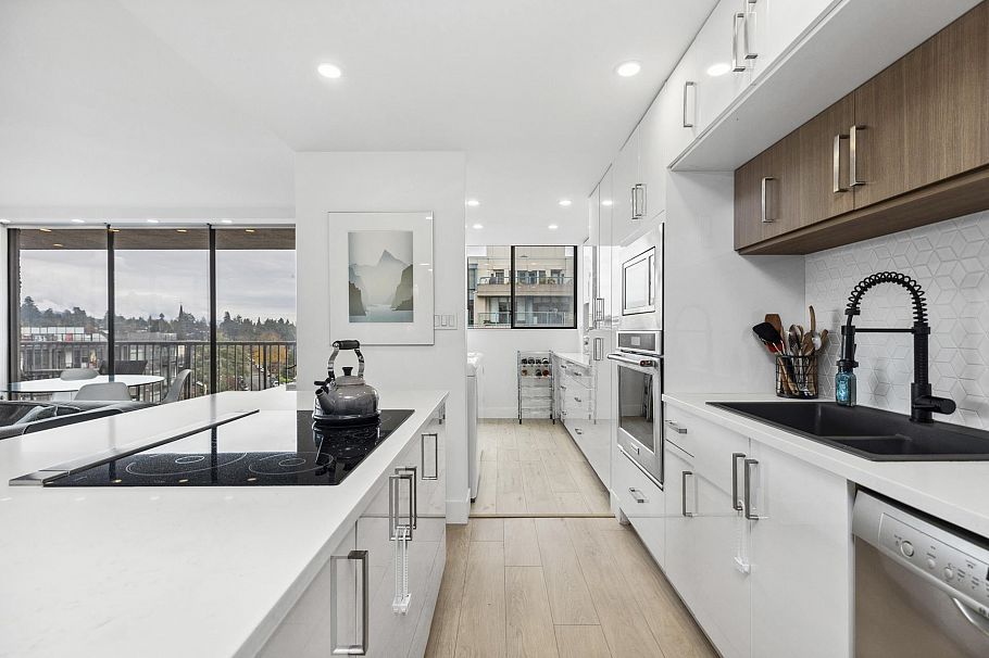 1003 140 E Keith Road North Vancouver, BC - 5