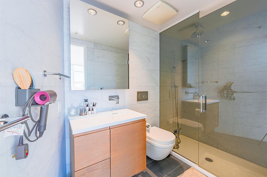 2701 1289 Hornby Street Vancouver, BC - 25