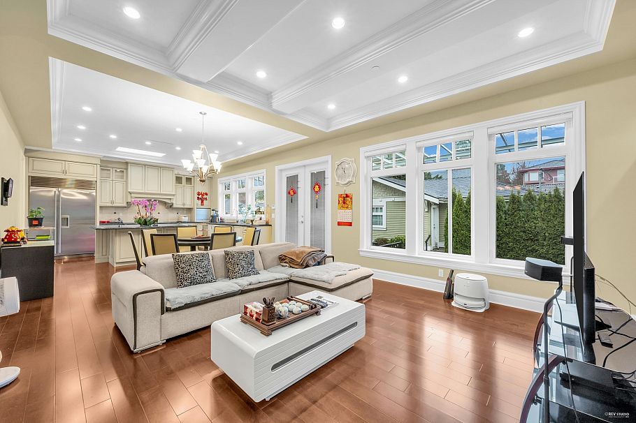 1737 W 63rd Avenue Vancouver, BC - 15