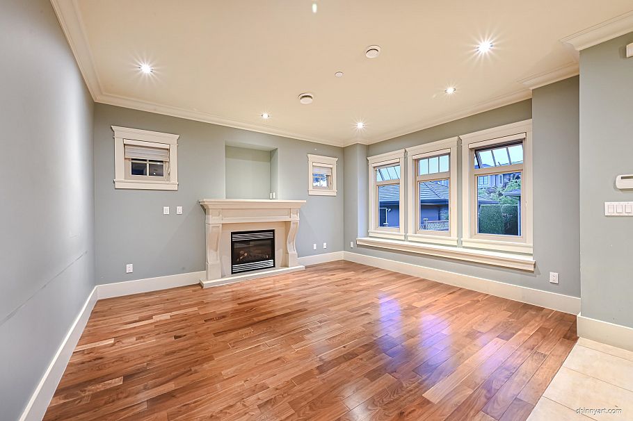 2978 W 21 Avenue Vancouver, BC - 9