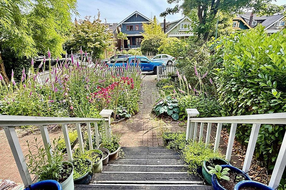 3125 W 3rd Avenue Vancouver, BC - 7