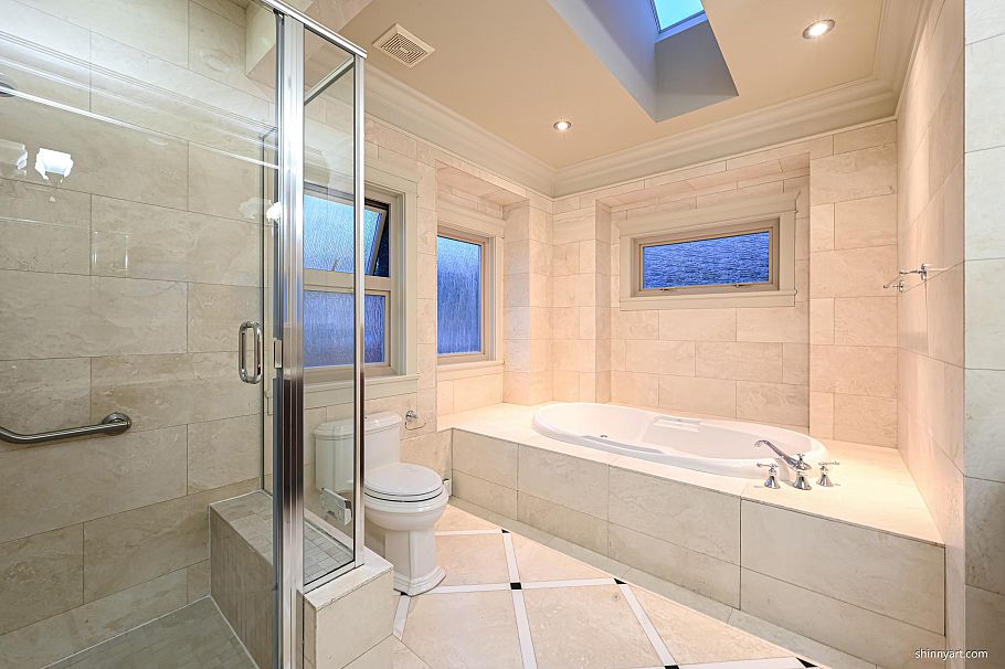 2978 W 21 Avenue Vancouver, BC - 18