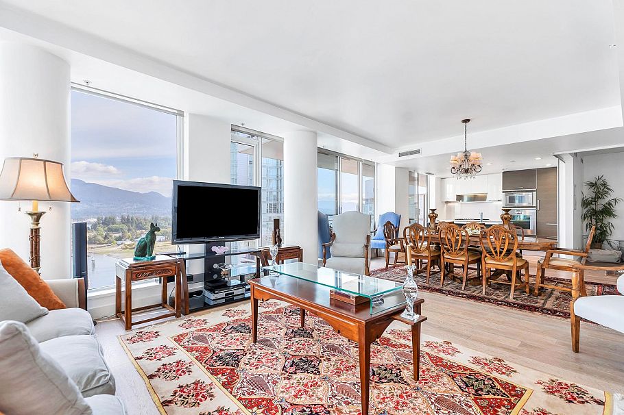 1601 1499 W Pender Street Vancouver, BC - 13