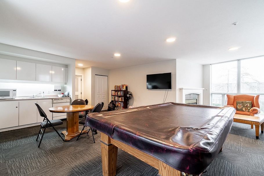 107 8430 Jellicoe Street Vancouver, BC - 26