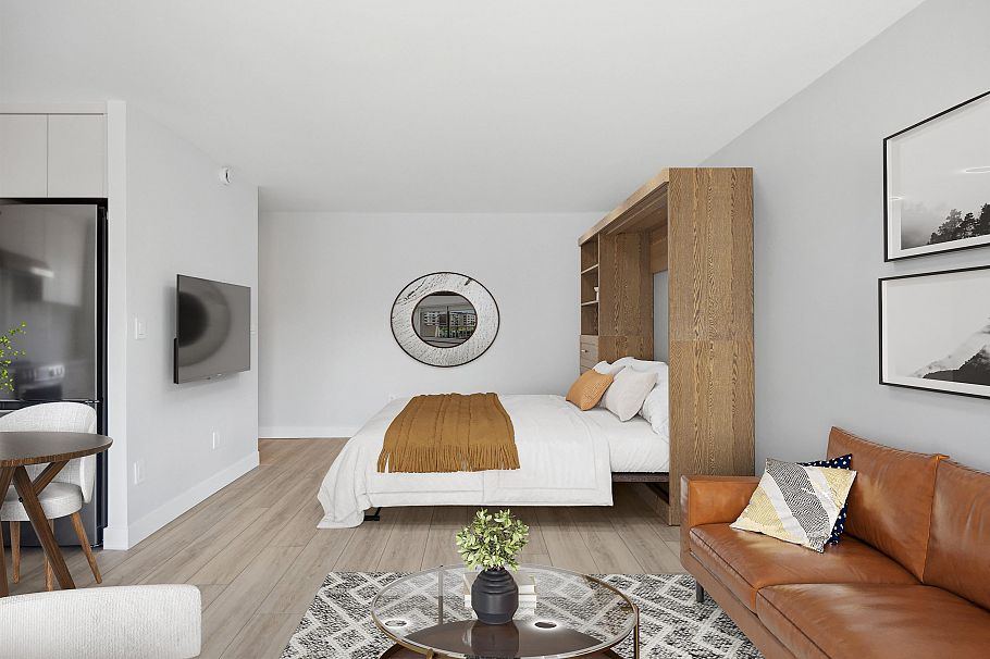 306 145 St. Georges Avenue North Vancouver, BC - 2